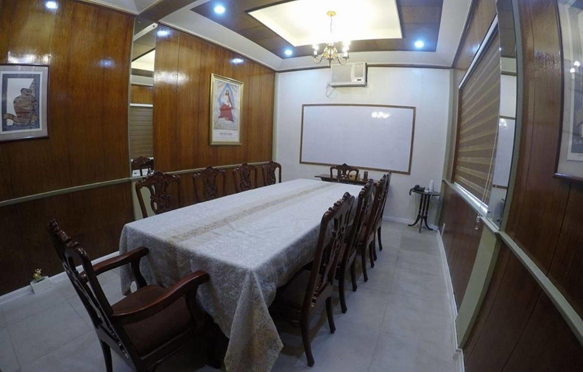 The Alpa Hotel And Restaurant Batangas Ngoại thất bức ảnh